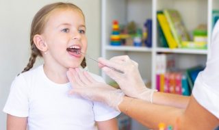 Основы нейрологопедического массажа с тейпированием